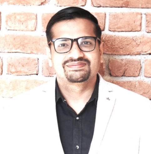 Prof. (Dr.) shubham photo.png